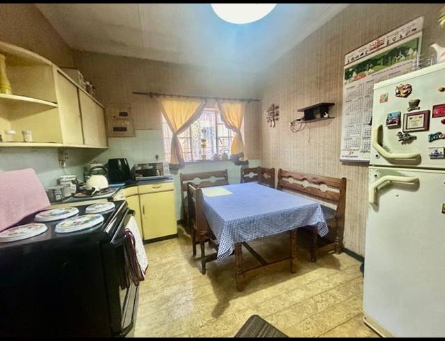 3 BEDROOM HOUSE FOR SALE IN VANDERBIJLPARK CE 1